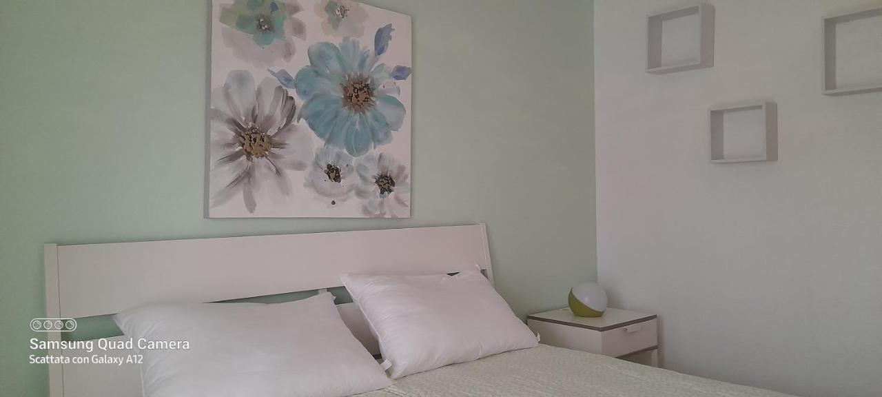 Surf & Chill Bungalow 69, Quiet Green Oasis With Community Swimmingpool Parque Holandes Kültér fotó